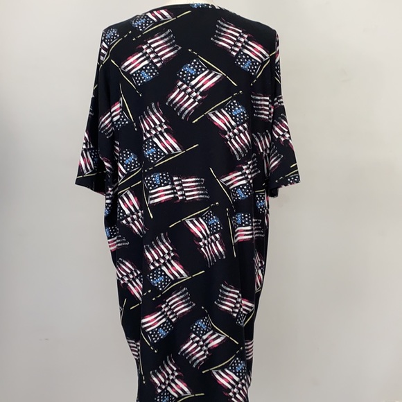 LuLa Roe flag top Size M - Picture 4 of 6